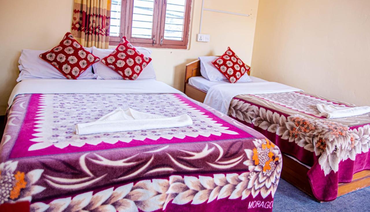 Hotel Plaza Nepal Pokhara Buitenkant foto