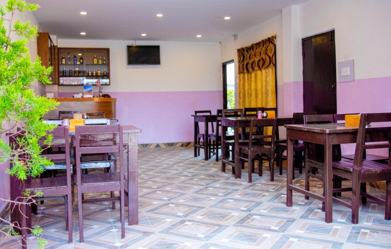 Hotel Plaza Nepal Pokhara Buitenkant foto