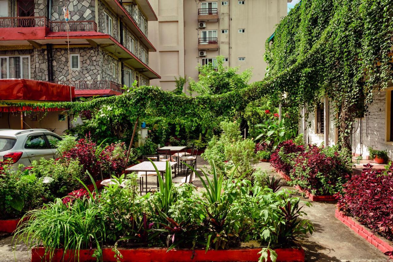 Hotel Plaza Nepal Pokhara Buitenkant foto